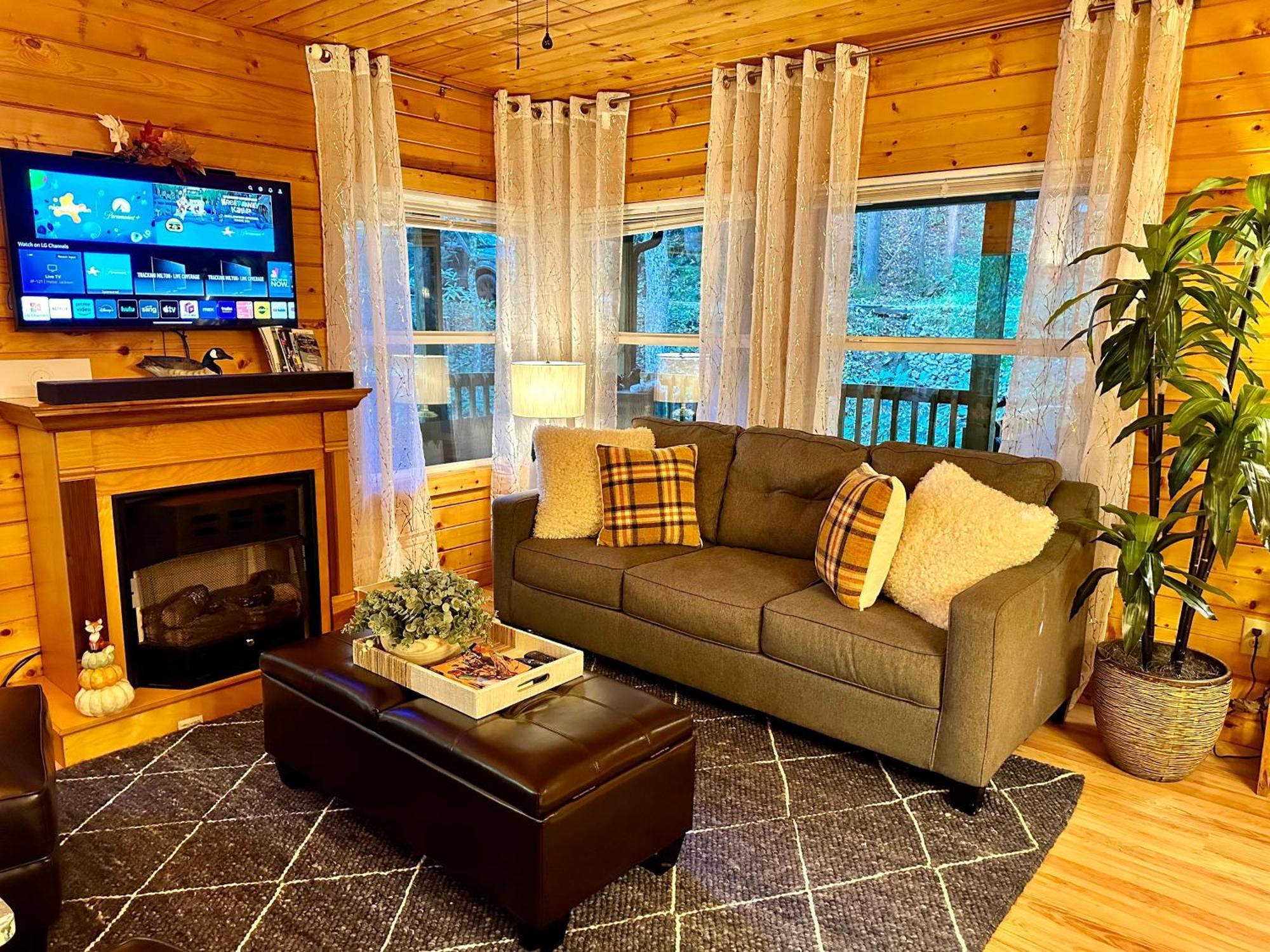 Cozy In Red River Gorge
